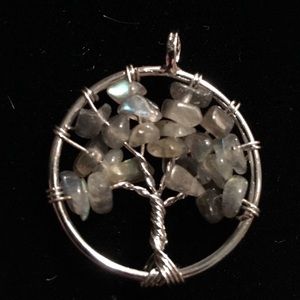 SALE 💃🏻LABRADORITE GEMSTONE TREE OF LIFE PENDANT